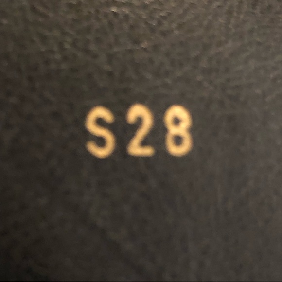 Vintage Circa 80s Leather and Elastic Belt - Picture 8 of 11